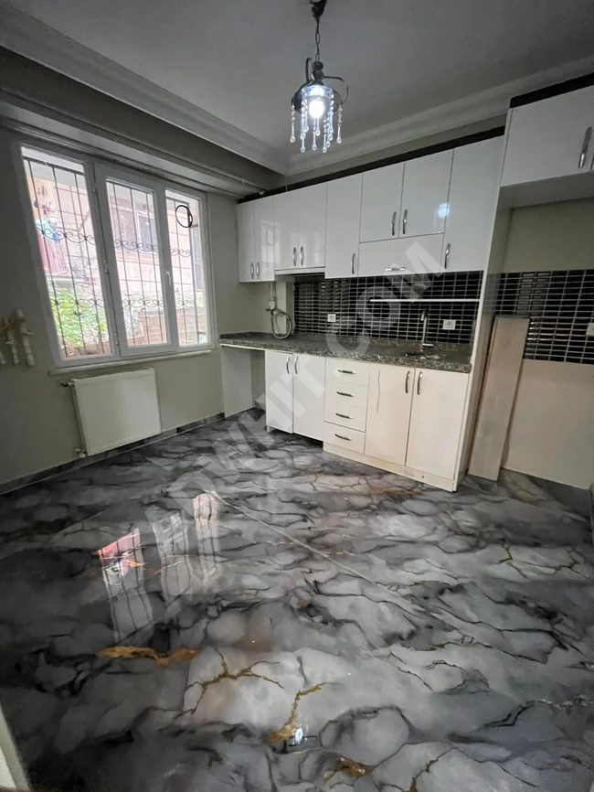 İstanbul'da devlet hastanesinin karşısında acil satılık 3+1 daire, cazip fiyatla.