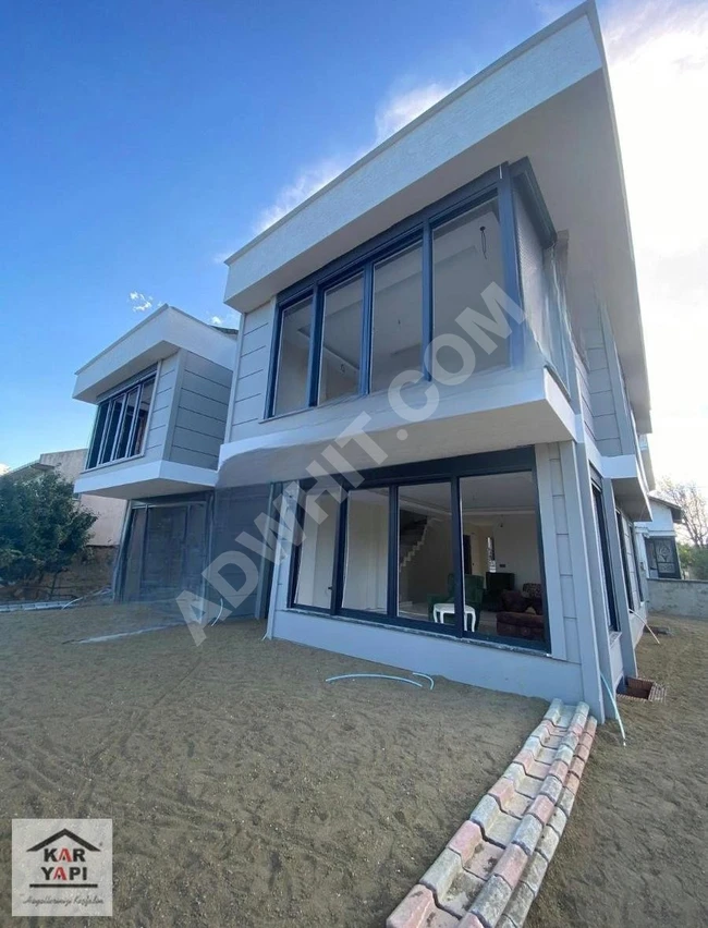 BÜYÜKÇEKMECE GÜZELCEDE PRESTİJLİ YAŞAMIN ADRESİ VİLLA PERA