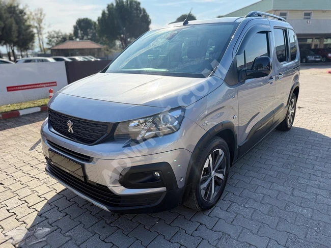 Rifter 1.5 BlueHDI GT EAT8 OTOMATİK FULL ORJİNAL CAM TAVAN