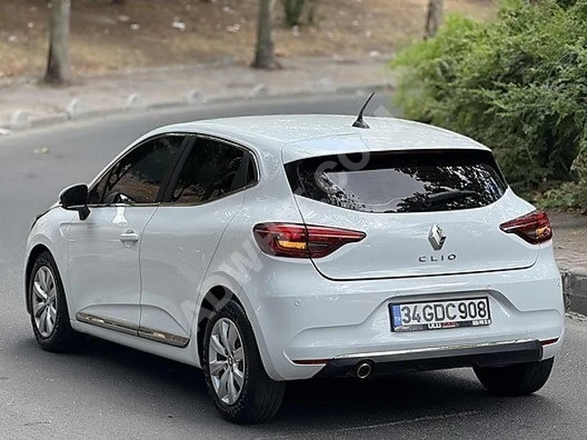 "ULUCAR" 2022 MODEL RENAULT HATASIZ CLİO 1.0 TCE JOY 18.000 KM