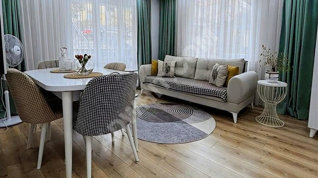 BEYLİKDÜZÜ YAKUPLUDA METROBÜSE YAKIN SATILIK 2+1 AMERİKAN MUTFAK