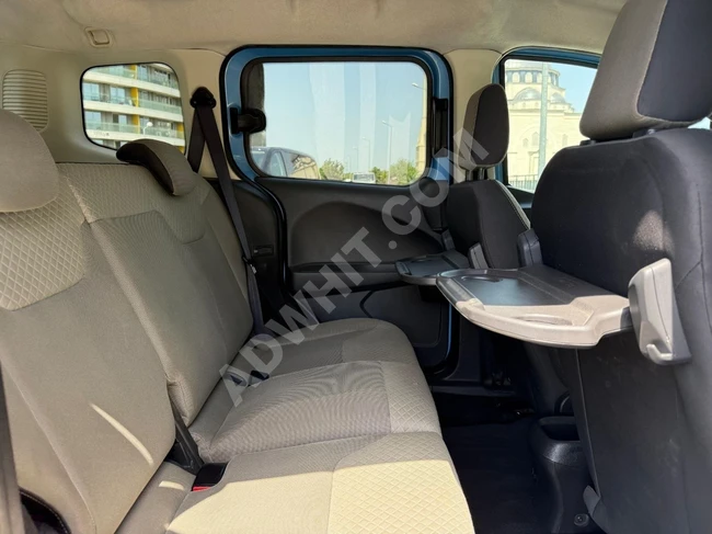 ميني فان 1.6 TDCI TITANIUM CURIUR موديل 2017