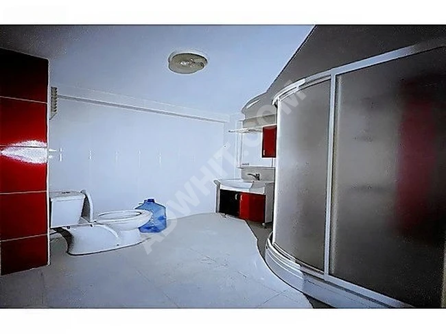 2+1 apartment for sale, middle floor, in MEHTERÇEŞME neighborhood