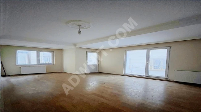 2+1 apartment for sale, middle floor, in MEHTERÇEŞME neighborhood