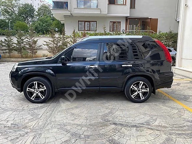 NISSAN X-TRAIL 2.0 DCI PLATINUM 4x4 model 2011 - free of defects - automatic