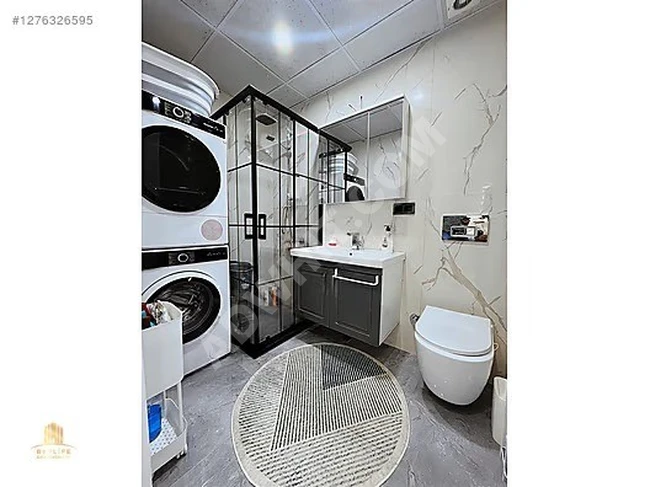 BEYLİKDÜZÜ YAKUPLUDA METROBÜSE YAKIN SATILIK 2+1 AMERİKAN MUTFAK