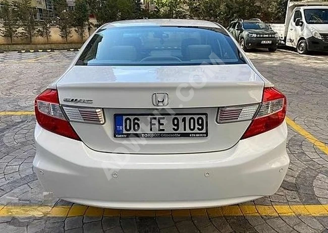 HONDA CIVIC 1.6İ VTEC ECO PREMIUM car, model 2014 - 62,000 km - automatic