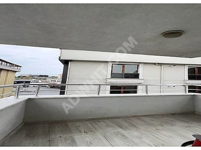Spacious 5+2 apartment for sale in the center of BEYLİKDÜZÜ YAKUPLU