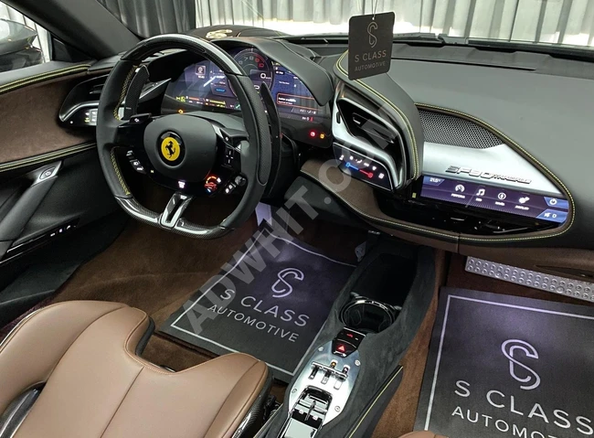SCLASS 2023 FERRARI SF90 CARBON SERAMİK FREN YOLCU EKRAN BAYİ