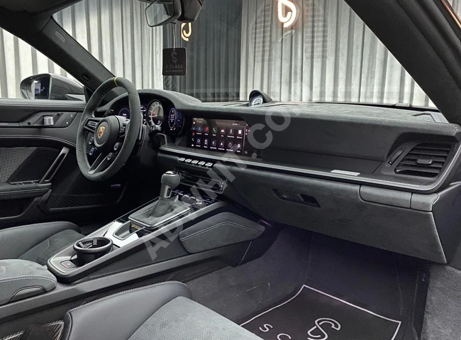 SCLASS 2025 PORSCHE 911 GT3 RS WEISSACH PACK