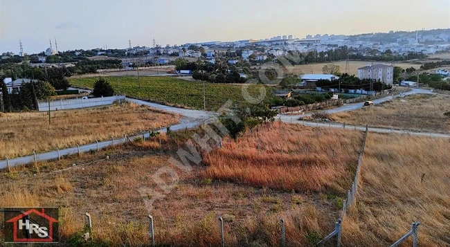 HER DAİM PRİM YAPMAYA AÇIK ŞAHANE KONUMDA YOLA CEPHE ARSA 506 MT