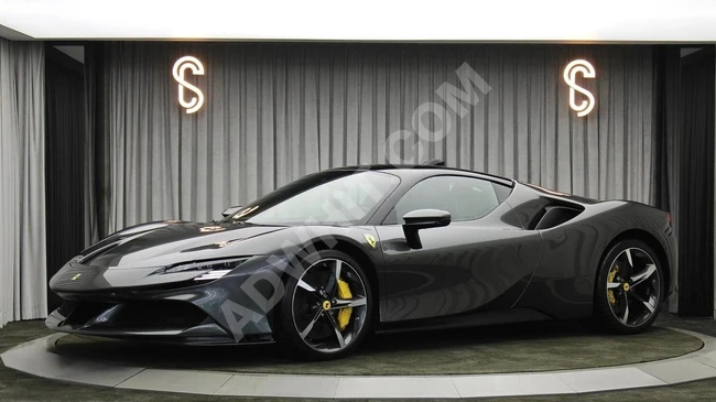 SCLASS 2023 FERRARI SF90 CARBON SERAMİK FREN YOLCU EKRAN BAYİ