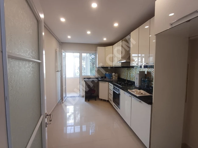 KADIKÖY 19 MAYIS MAHALLESİN'DE 3+1 KİRALIK 120 M2 DAİRE 3 KAT