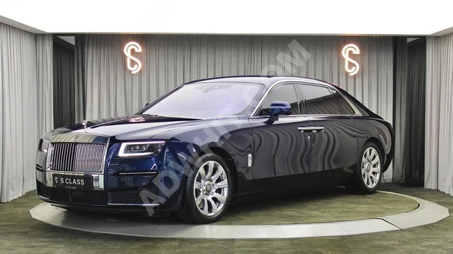 سيارة ROLLS ROYCE GHOST 6.75 GHOST موديل 2023  قاعدة عجلات ممتدة