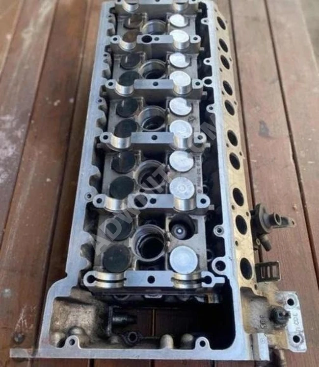 غطاء رأس الأسطوانة MERCEDES E SERIES 2.5TDI (أصلي) R6050160601