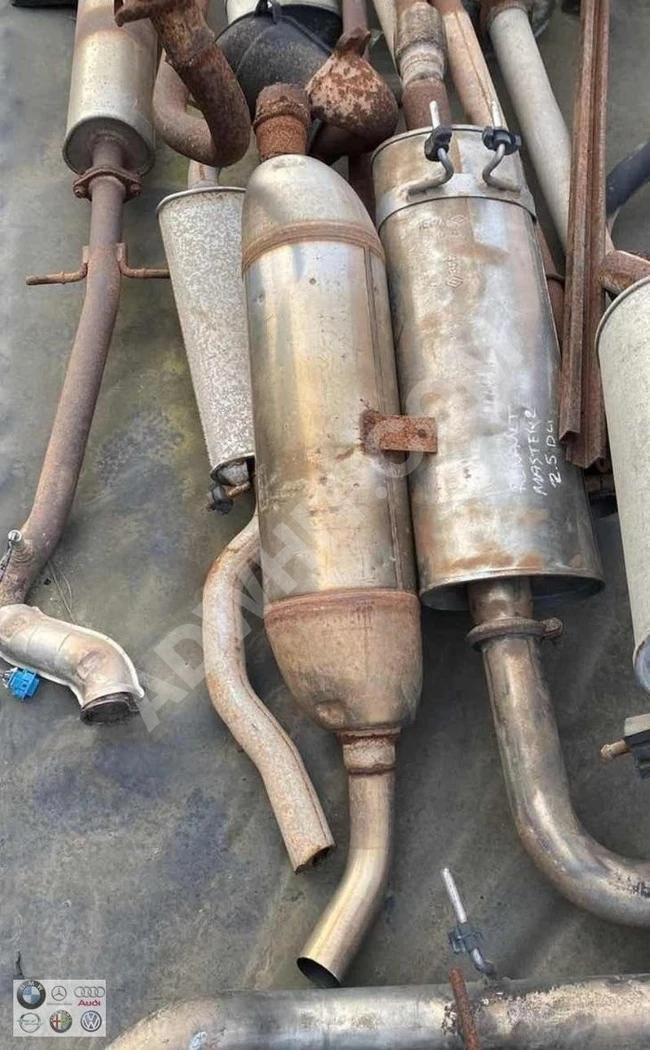 MAZDA E2200 عادم خلفي مستعمل