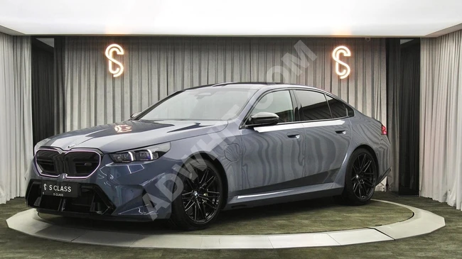 SCLASS 2024 BMW M5 COMPETITION xDRIVE PLUG-IN HYBRID 727 HP BAYİ