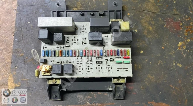 علبة فيوزات كاملة MAN 12.153 (أصلية) مستعملة