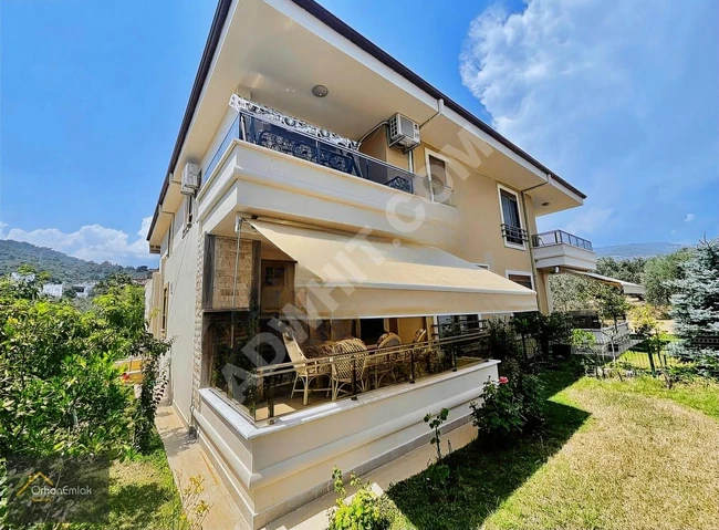 Orhan Emlak'tan | Altınoluk'ta Satılık,Havuzlu Sitede,3+1,Villa