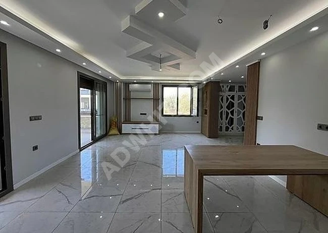 Orhan Emlak'tan | Altınoluk'ta Satılık,Deniz Manzaralı,3+1,Villa