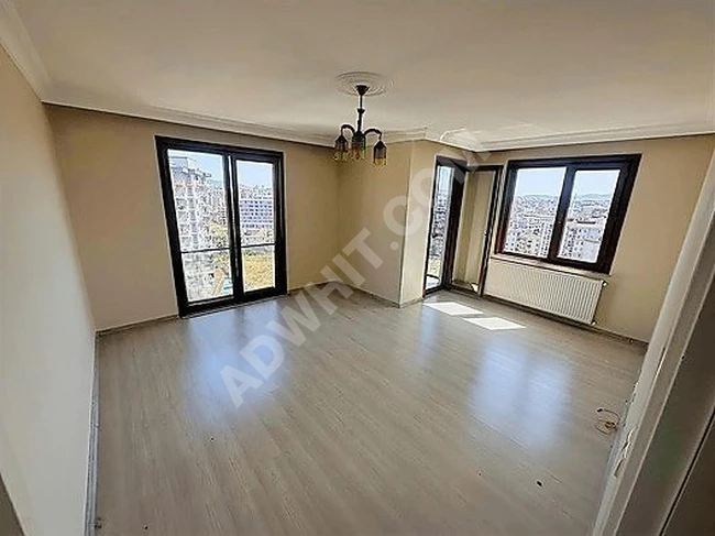 ÇEKMEKÖY GÜNGÖREN MAHALLESİ 2+1 90 M2 SATILIK ARA KAT