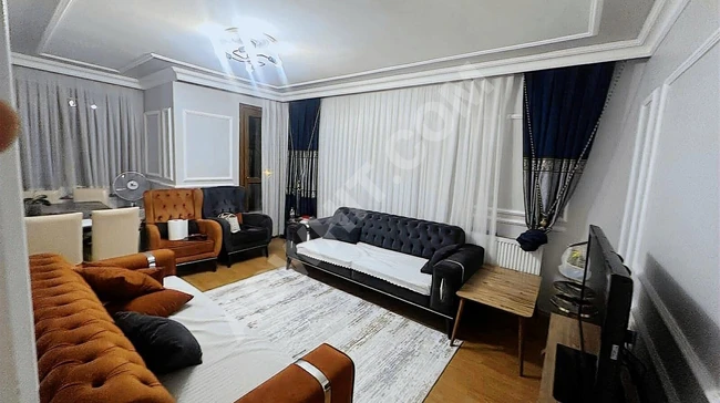 Sancaktepe Samandıra mahallesi 2+1 85 m2 satılık ara kat