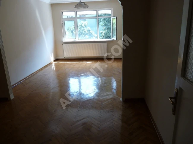 Emlak center'dan Fatih çapa'dan kiralık 1+1 salon daire