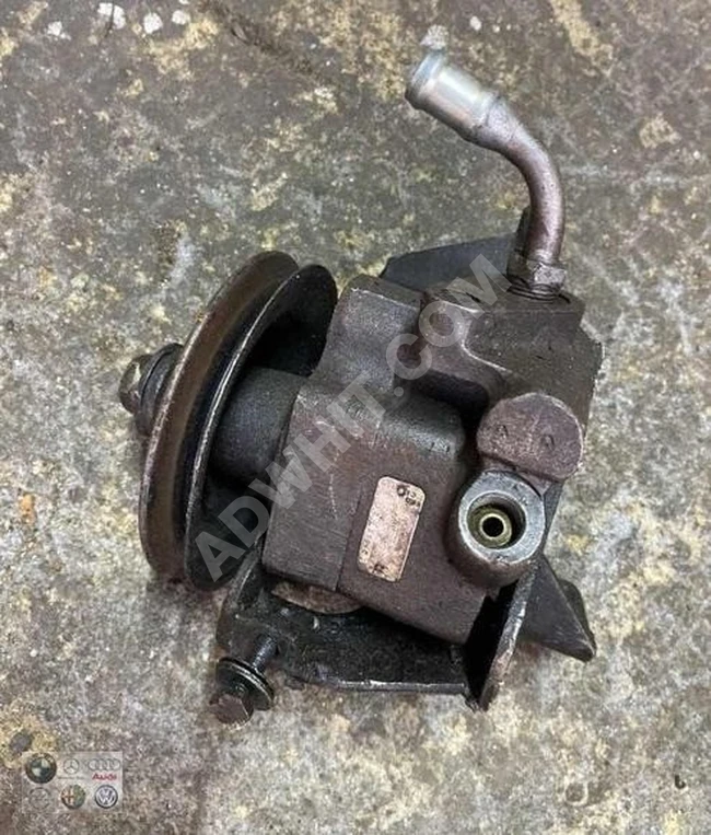 Steering pump MERCEDES W115 (original) used ZF