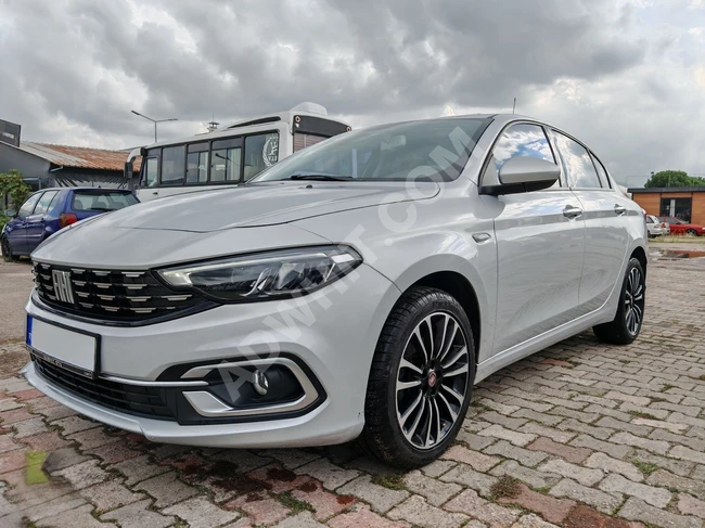 EGEA 1.4 FIRE LOUNGE car, model 2023 - no paint - at 37,000 km