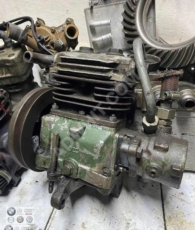 Air compressor and steering sensor for MERCEDES 302 bus