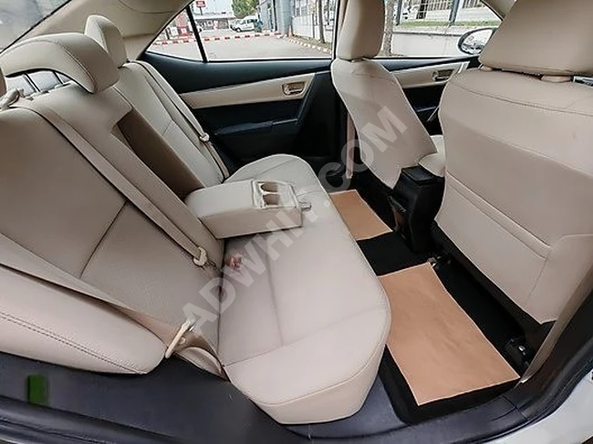 Corolla 1.6 Advance car, model 2015 - 66,000 km - automatic