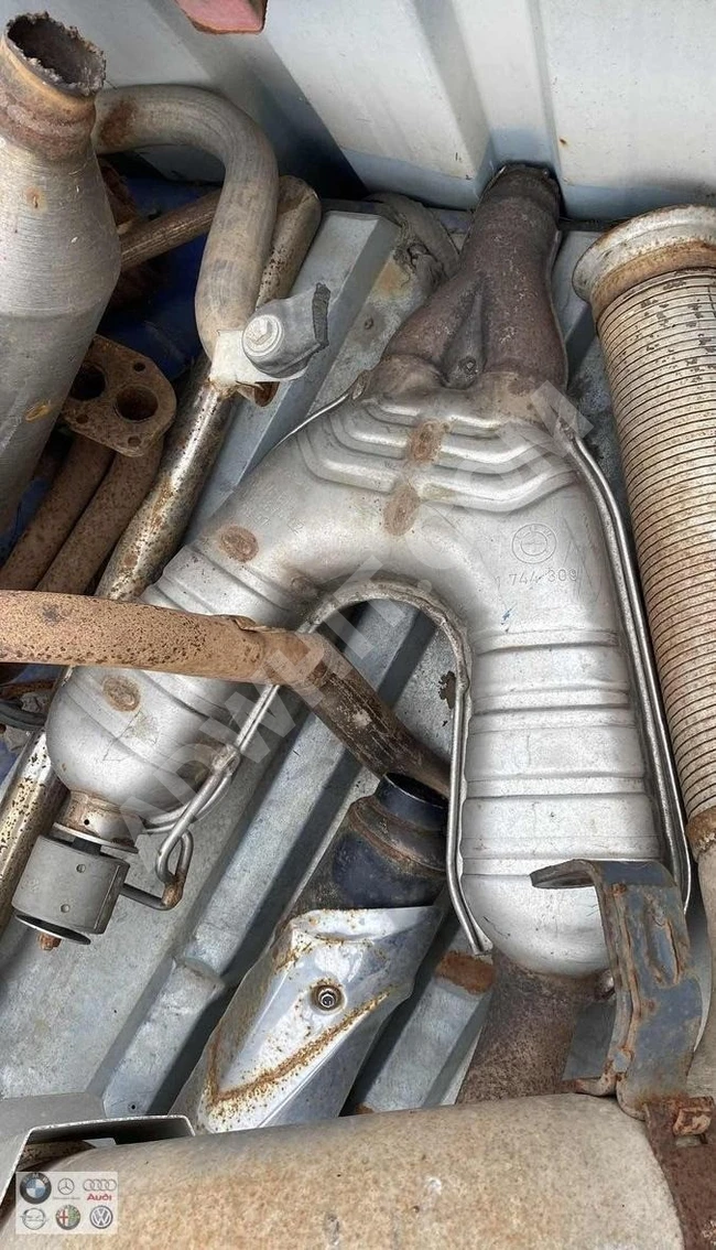 BMW E39 كاتم صوت وسط للعادم (أصلي) مستعمل