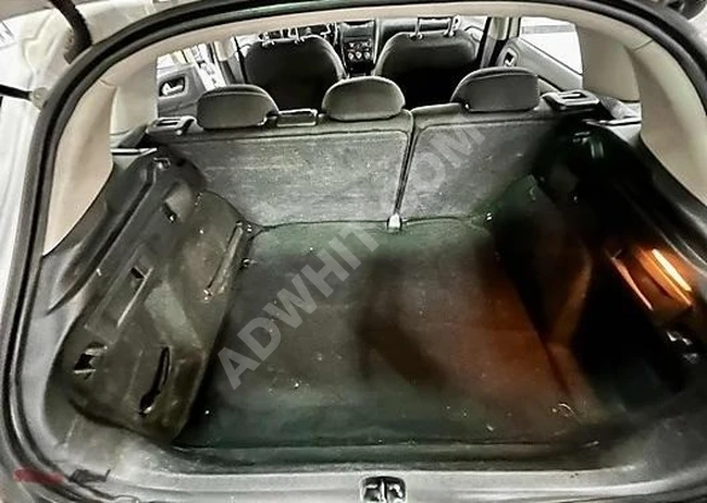 CITROEN*C4 car, model year 2014, commercial financing opportunity included.