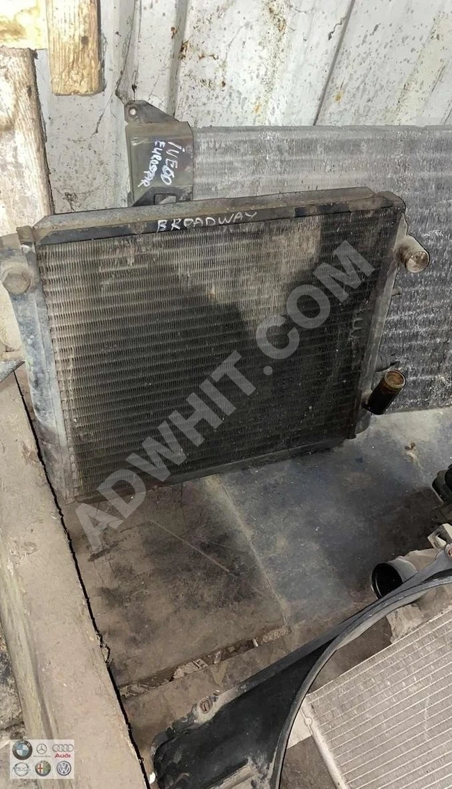 Water radiator RENAULT 9 BROADWAY (original) used