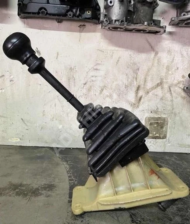 RENAULT 9 BROADWAY transmission mechanism (original) used