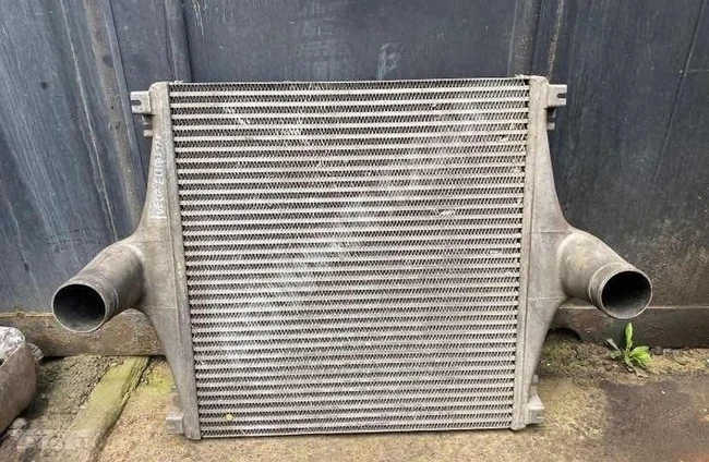 Used intercooler radiator IVECO EUROTECH/EUROSTAR