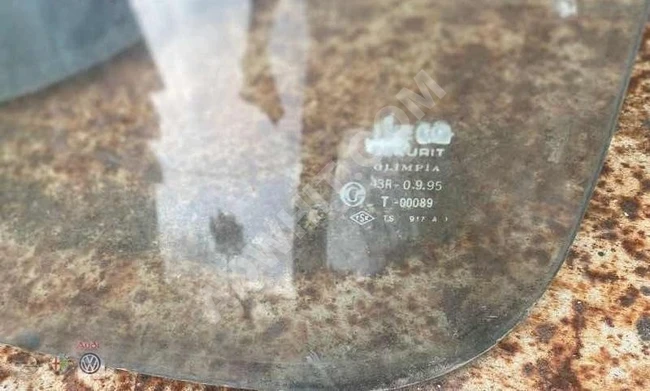 IVECO 8512/35.9 windshield (original) used