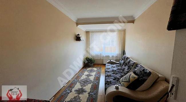ESENYURT ÜÇEVLER MAH. *3+1*140M2 ARAKAT ACİL SATILIK DAIRE!