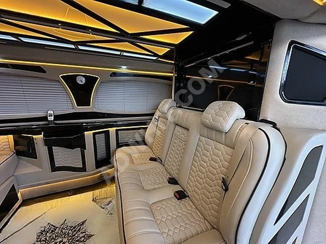 سيارة TRANSPORTER 2.0 TDI VİP موديل 2021 بمسافة 47.000 كم بدون عيوب