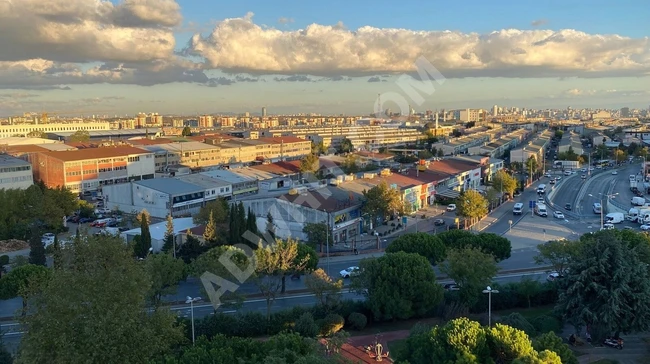 1.ETAP EN İYİ KONUMDA ,METRO YAKINI 68 M2