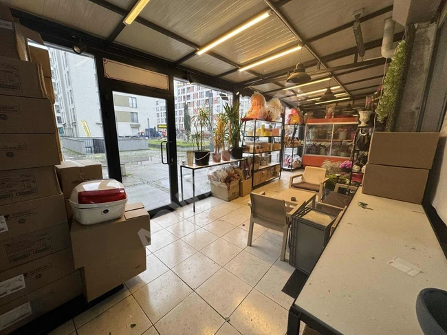 KAYAŞEHİR 24. BÖLGE CADDE DÜKKANLARDA SATILIK DÜKKAN