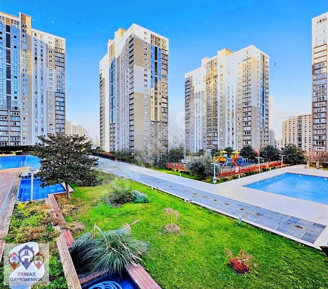 1+1 apartment, pool view, 16,000 Turkish Lira, urgently rented in İNNOVİA 2