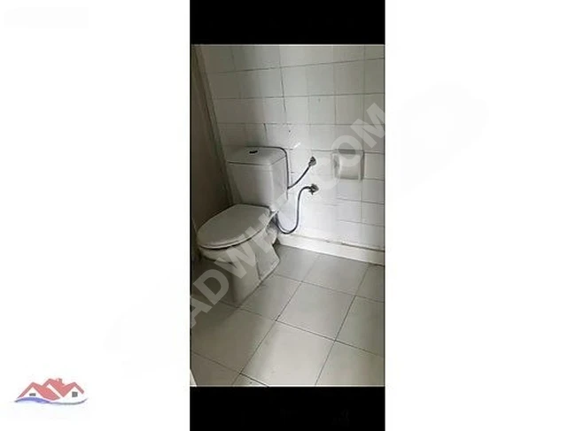 NEZİH EMLAK'TAN GÖÇMEN KONUTLARINDA TEMİZ 2+1