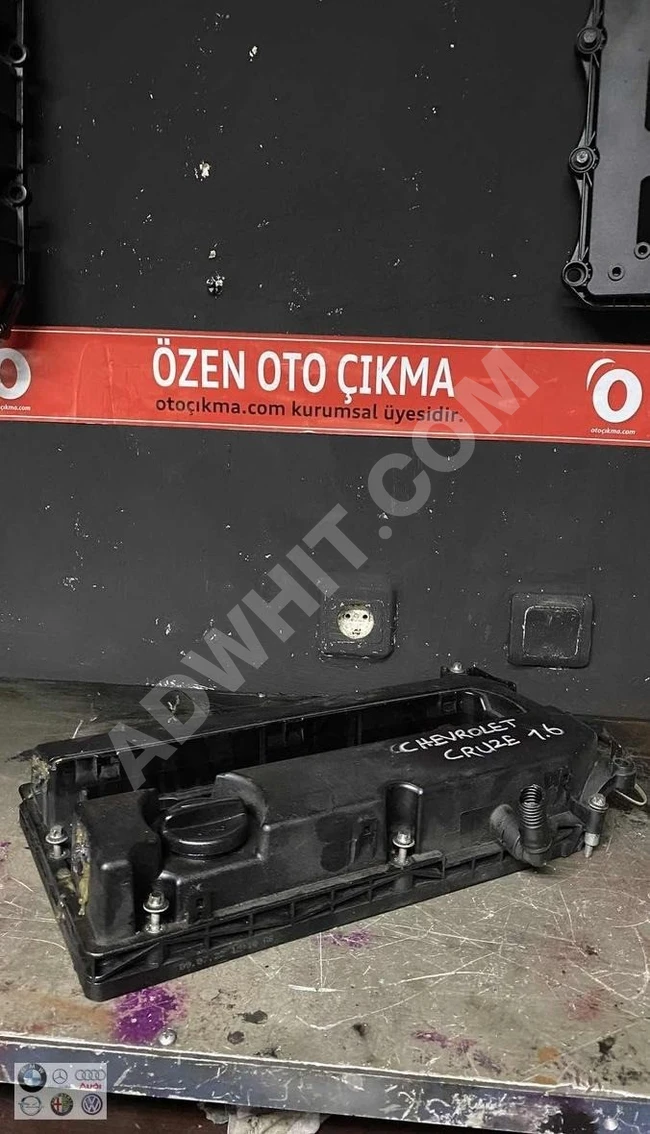 Valve cover (original) CHEVROLET CRUZE/OPEL used