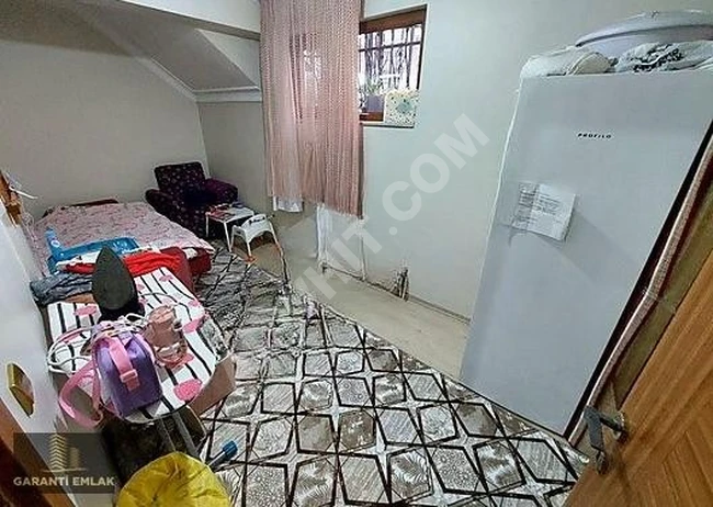 شقة واحدة فقط ٢+١ مساحة ٩٠ متر مربع طابق الحديقة، في FEVZİÇAKMAK