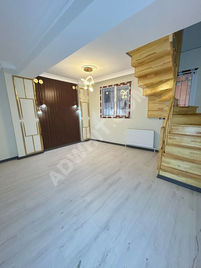 İstanbul'da yeni metroya yakın, uygun fiyata acil satılık dubleks.