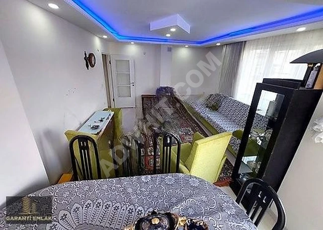 شقة 2+1 بمساحة 90 متر مربع طابق وسط مع موقف سيارات ومصعدين