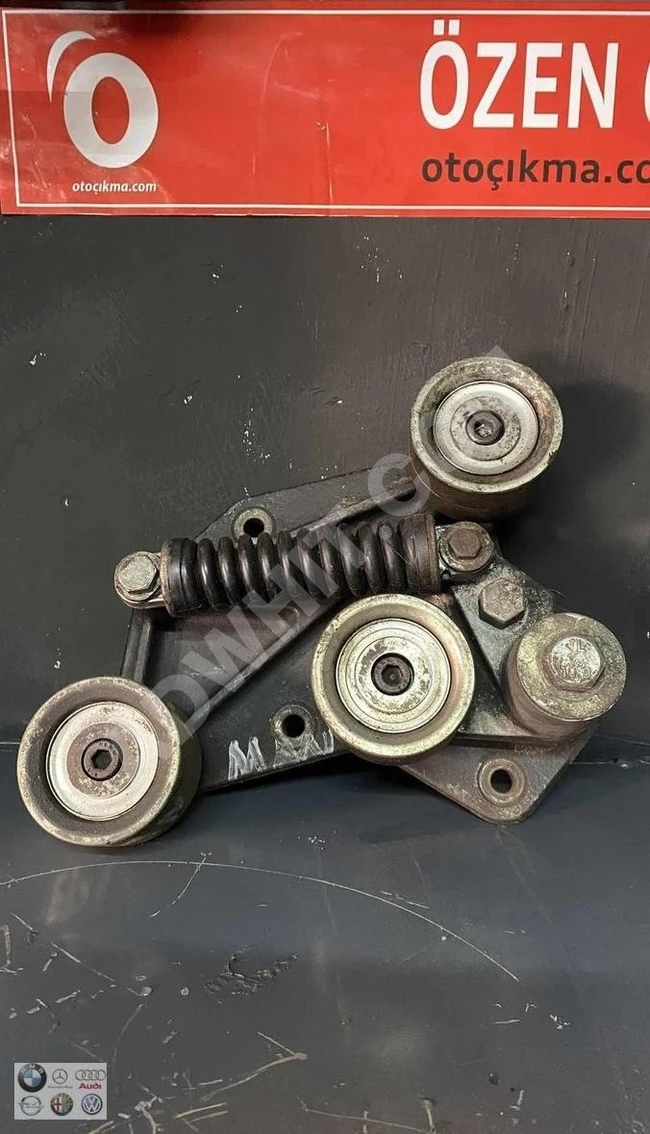 MAN/NEOPLAN V-belt tensioner pulley (original) used