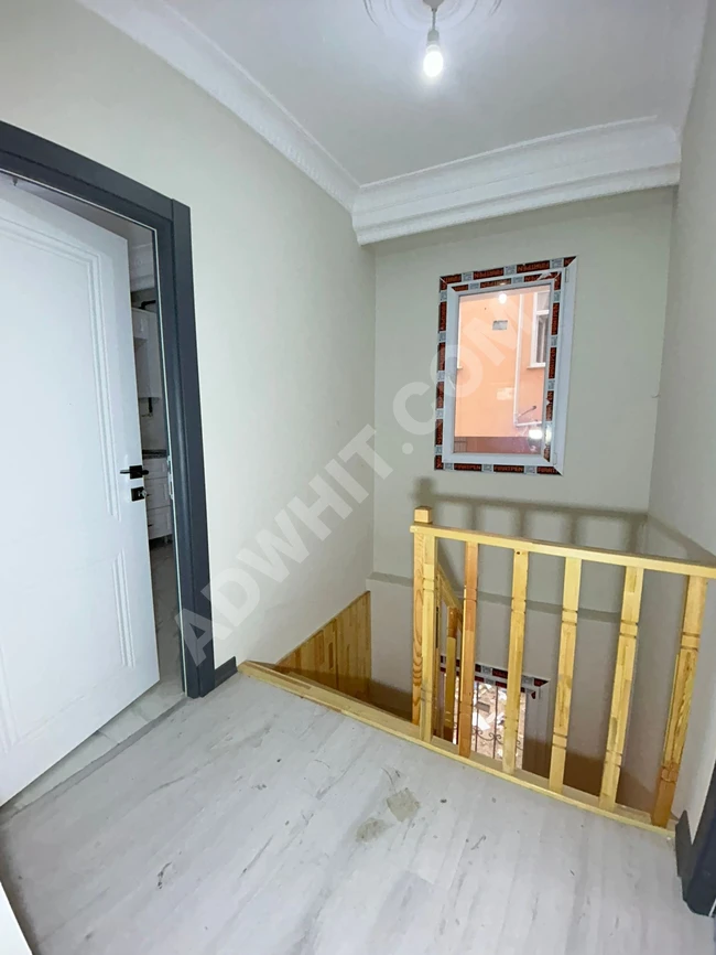 İstanbul'da yeni metroya yakın, uygun fiyata acil satılık dubleks.