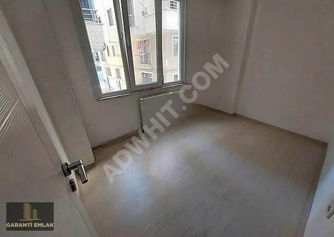 شقة 2+1 بمساحة 70 متر مربع، مدخل رئيسي، مع موقف سيارات، يوجد مصعد، في حي CUMHURİYET